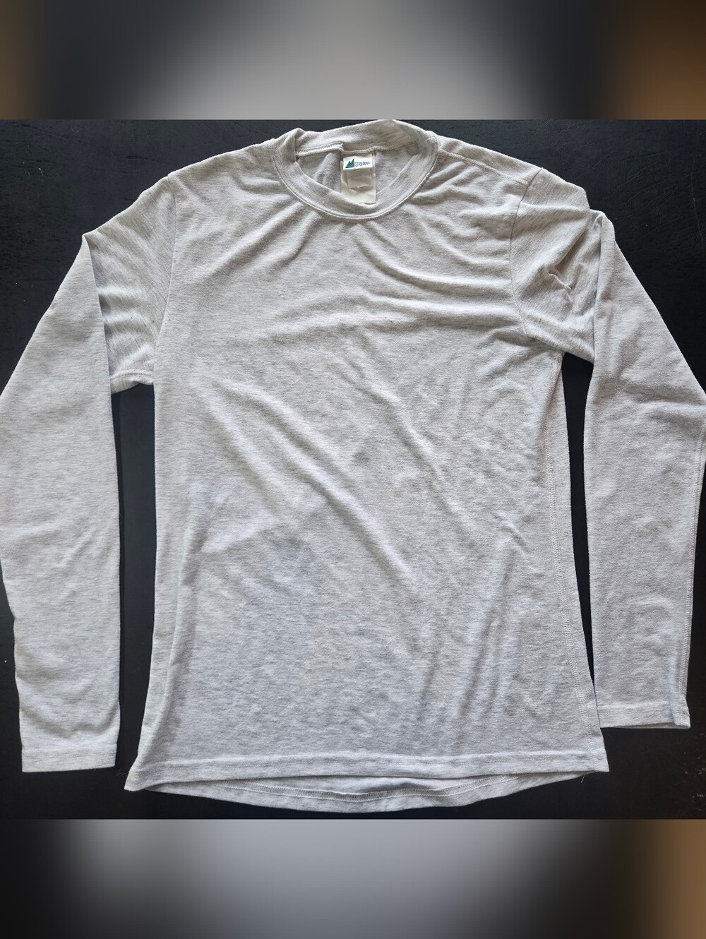 Vintage (1990's?) MEC Long Sleeve Top Mens Large